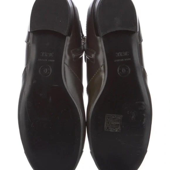 Chanel CC ankle Boots - Picture 2 of 5